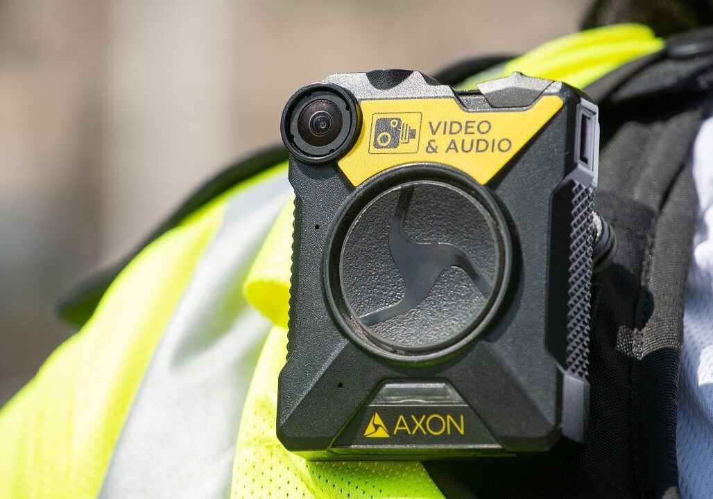 Violenze nei confronti del personale sanitario, in Lombardia arrivano le bodycam