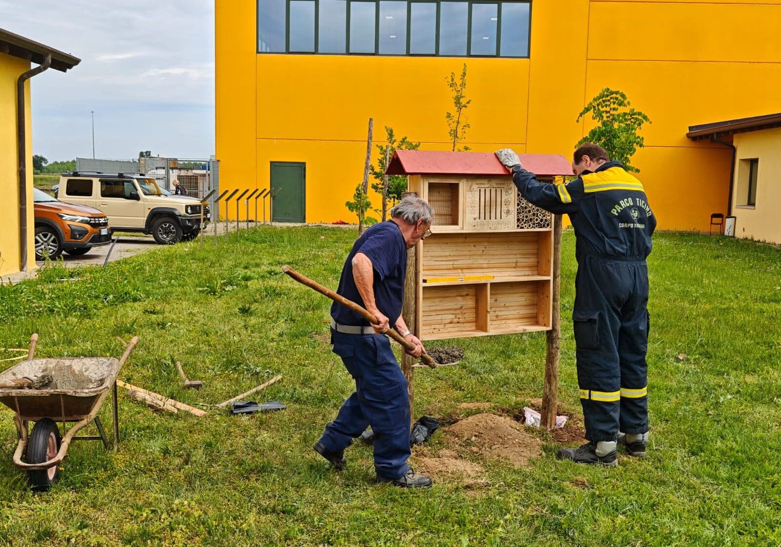 Motta Visconti, gli studenti diventano “Custodi del Parco”: realizzato un Bug Hotel con le Guardie Ecologiche Volontarie