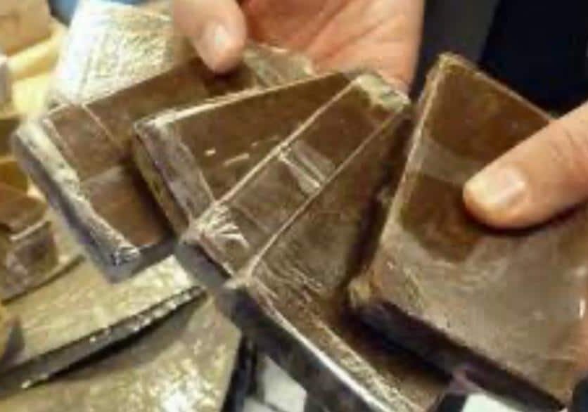 Castano Primo: consegnava la droga con la sua auto a casa, arrestato