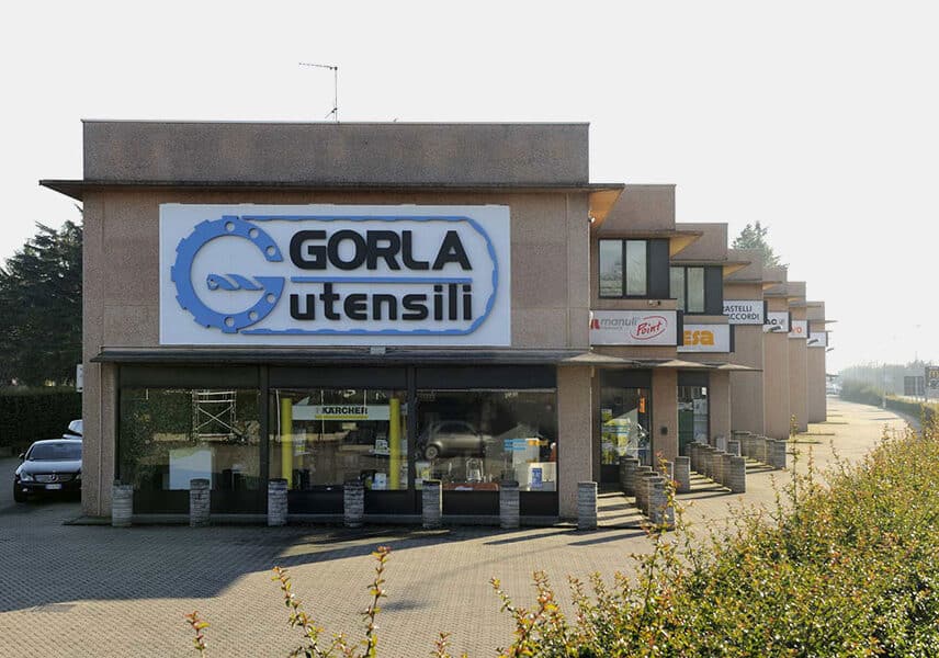 Le attività storiche sono il cuore della Lombardia: Regione ne riconosce altre 466. C’è anche Utensili Gorla di Bià