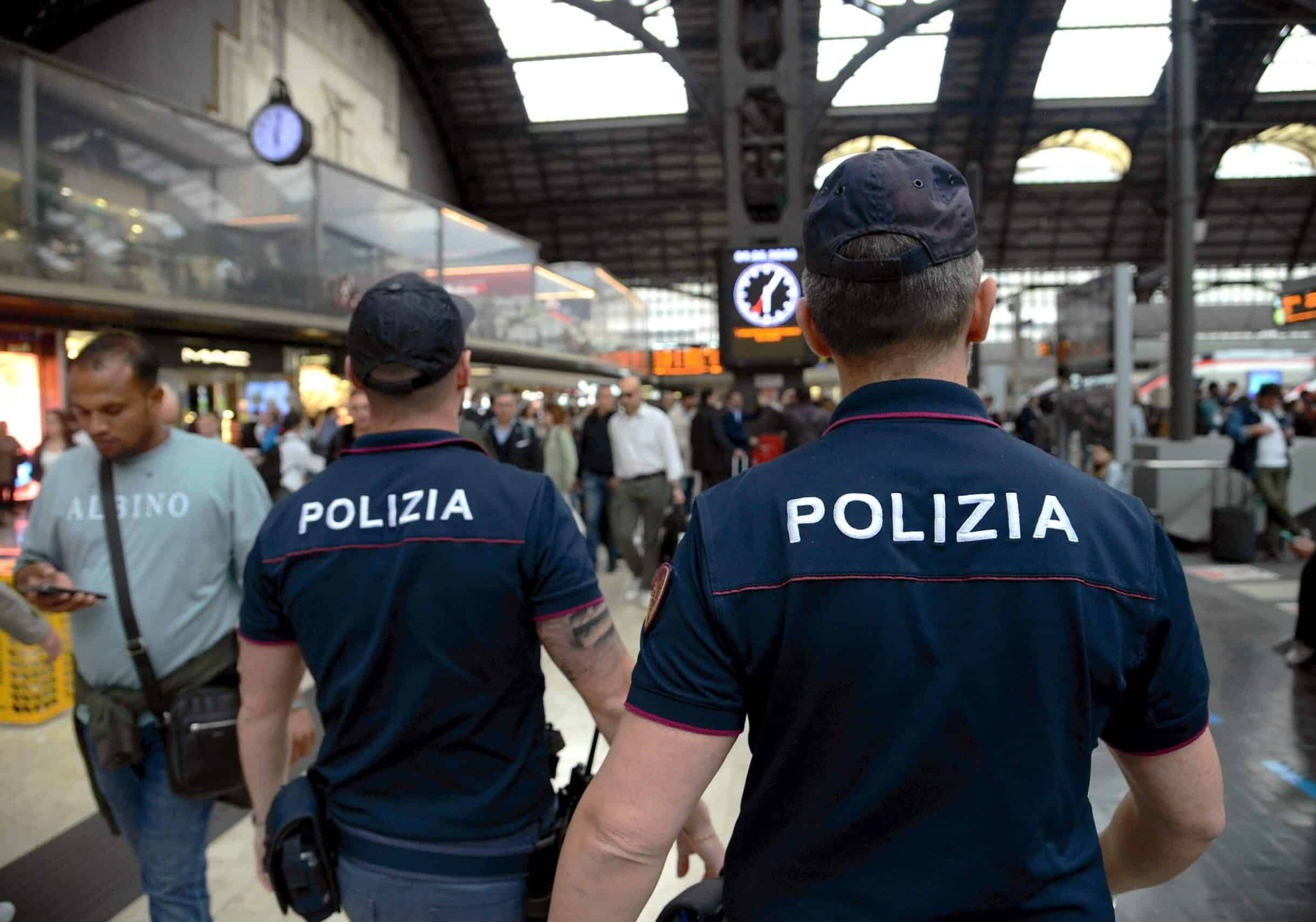Milano, controlli in zona movida: 9 arresti