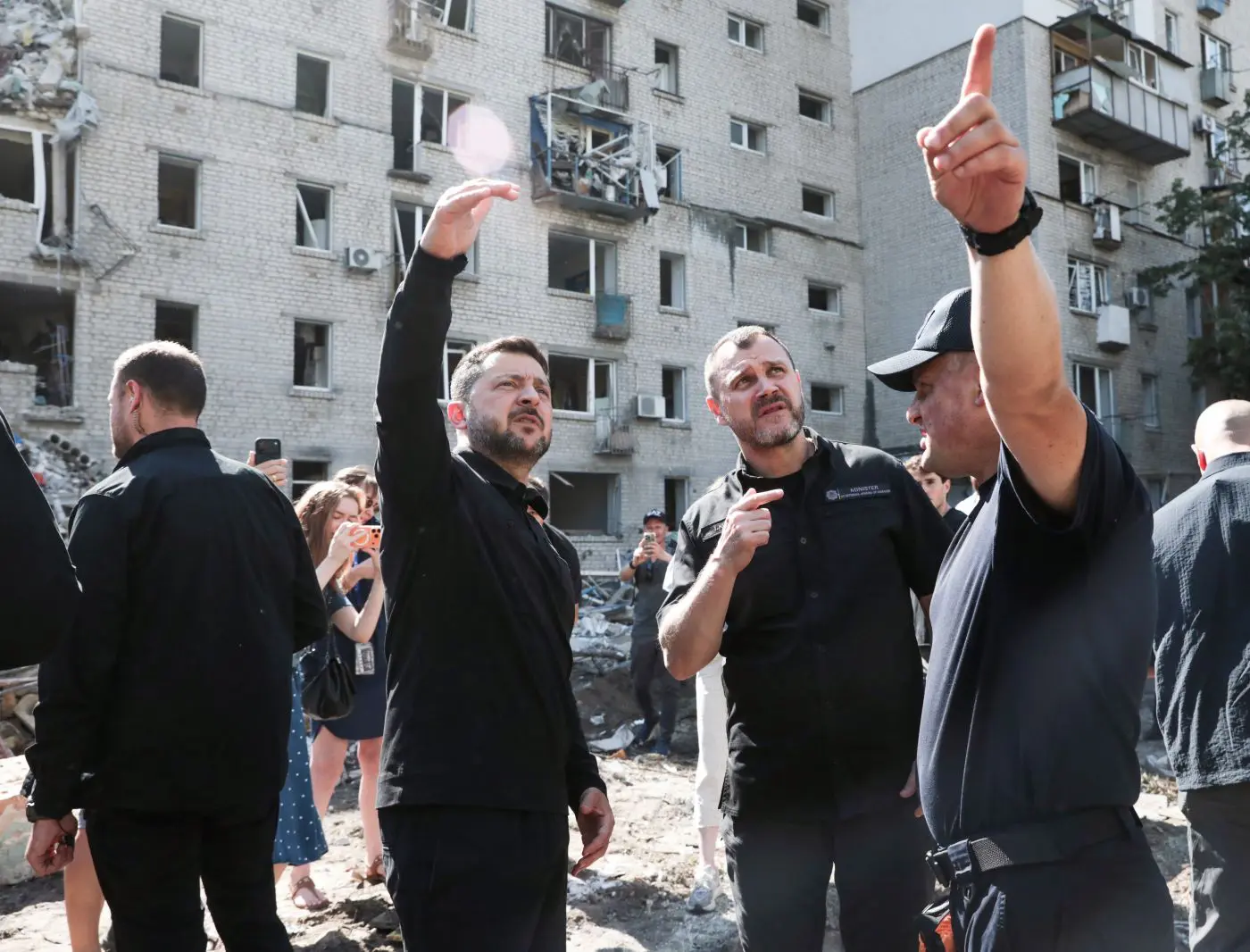 Nuovi raid russi in Ucraina, 4 morti a Sumy. Sale a 23 il numero delle vittime dell’attacco a Kiev