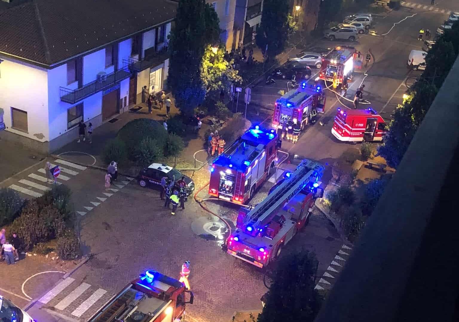 Incendio a Turbigo: fiamme in un negozio di ortofrutta sull’Allea Comunale