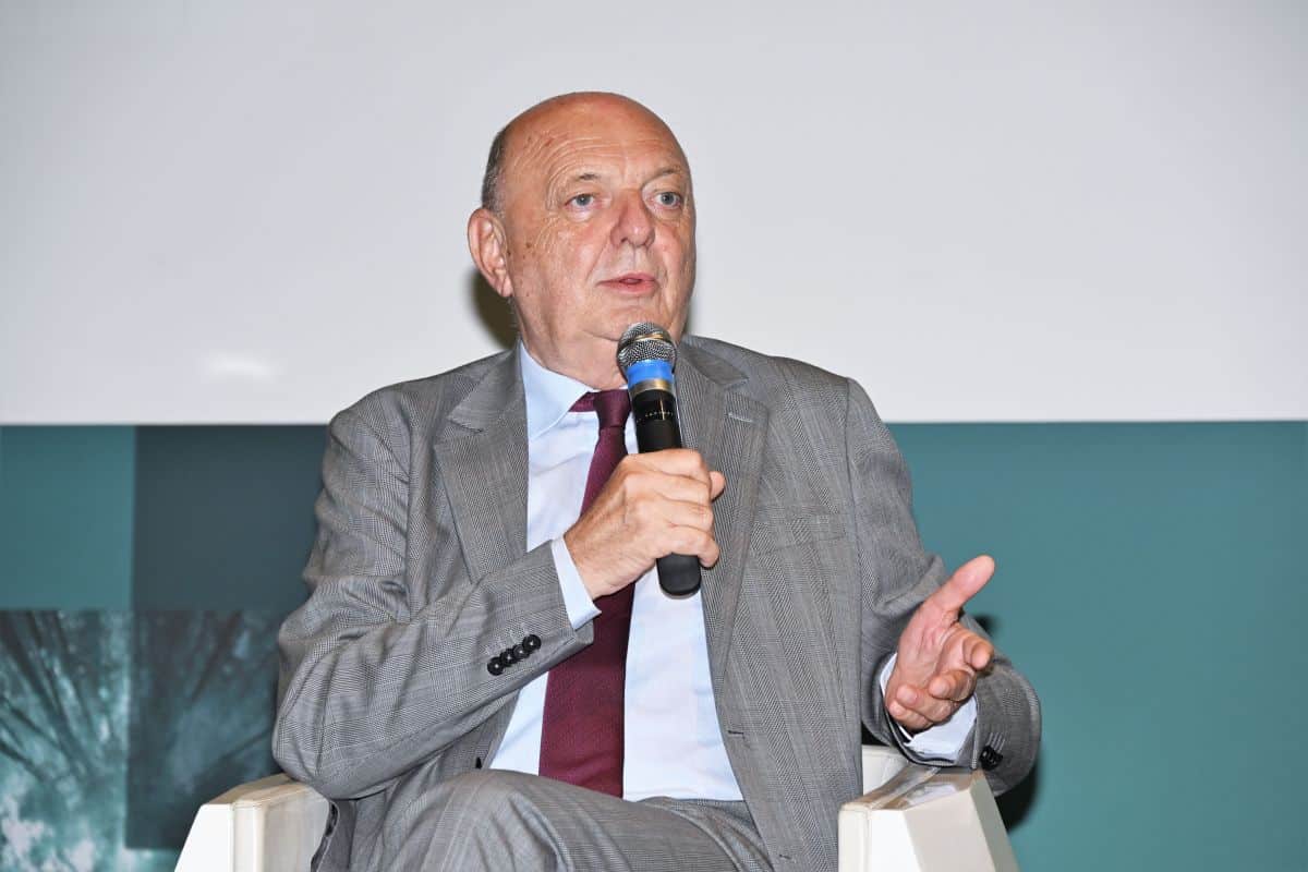Pichetto “Crisi climatica non si risolve per decreto, serve uno spirito unitario. Green Deal? Ha distrutto l’automotive in Germania”