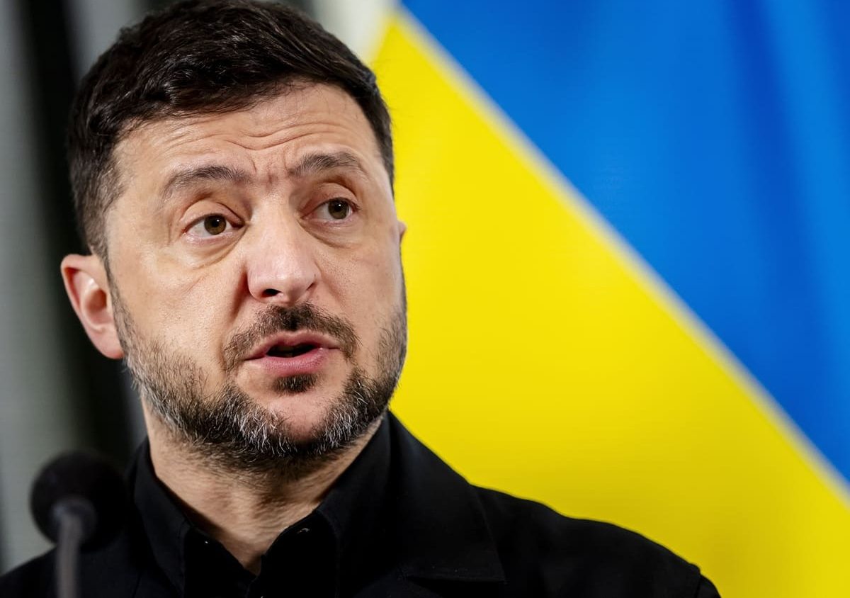 Ucraina, Zelensky dispone di rafforzare la difesa su Zaporizhzhia e Donetsk