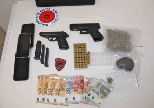 Como: trovati con droga e armi in boschetto, i Cc arrestano due giovani nordafricani