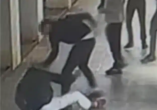 Milano: minori che accoltellarono 22enne, ‘ho seguito il gruppo, faccio schifo’