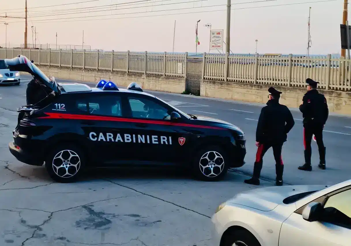 Pavia: rubano oltre 600kg di rame al cimitero di Verrua Po, 4 arresti