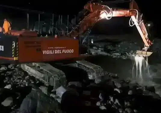 Frane e smottamenti in Lombardia, oltre 430 interventi vigili fuoco