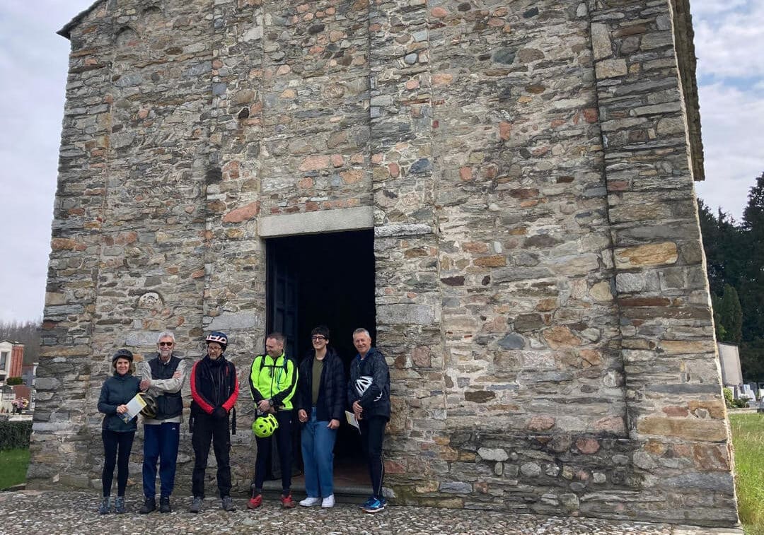 Fuori Porta: escursione gratuita in bicicletta e degustazione di vino nella Valle della Bevera tra Viggiù e la Baraggiola Vecchia