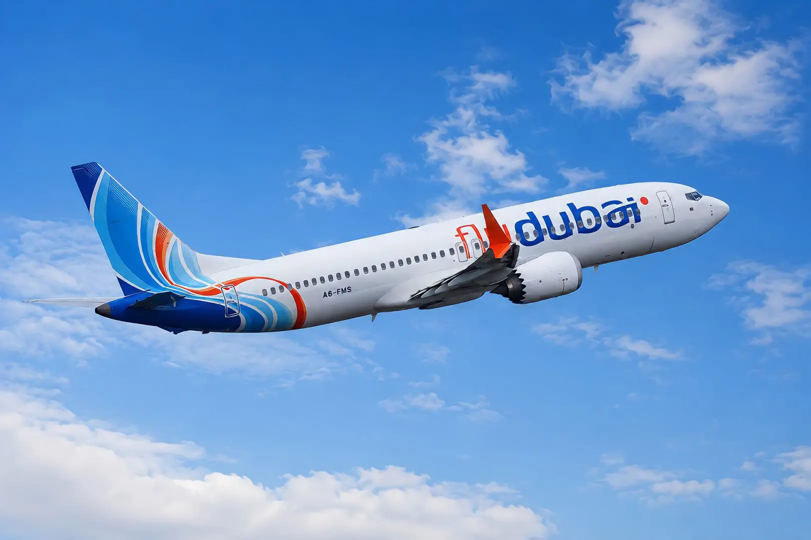 Un aereo di linea in volo da Dubai a Tel Aviv segnala emergenza, ma poi atterra regolarmente: una lite tra piloti