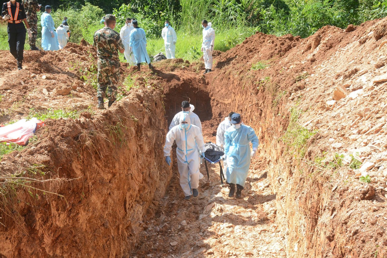 Nepal, si aggrava il bilancio delle vittime: oltre 1000 i morti / Video