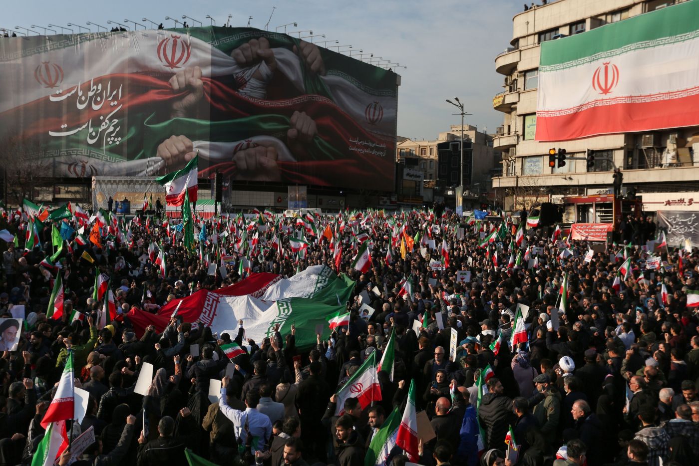 L’Iran propone agli Usa un piano in 7 giorni per la riapertura di Hormuz e la ripresa dei negoziati