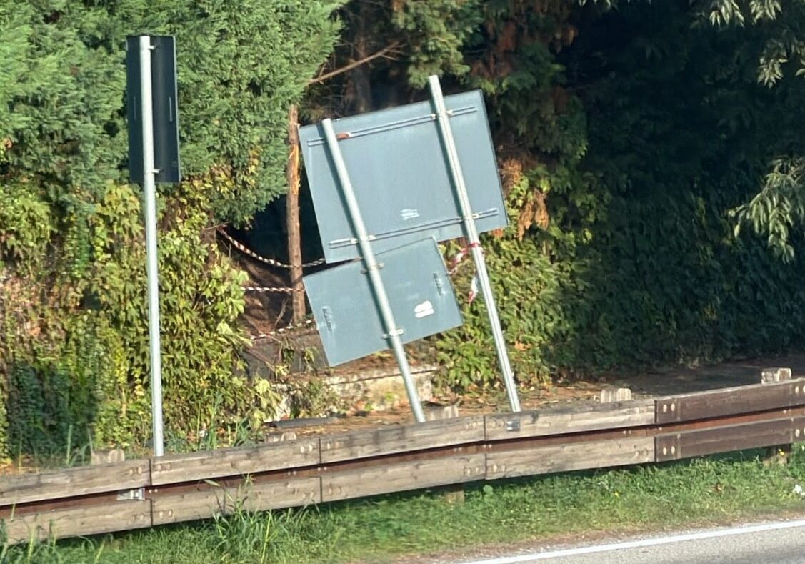 Incidente nella notte a Mesero: auto esce di strada lungo la SP 31, ferito un 22enne