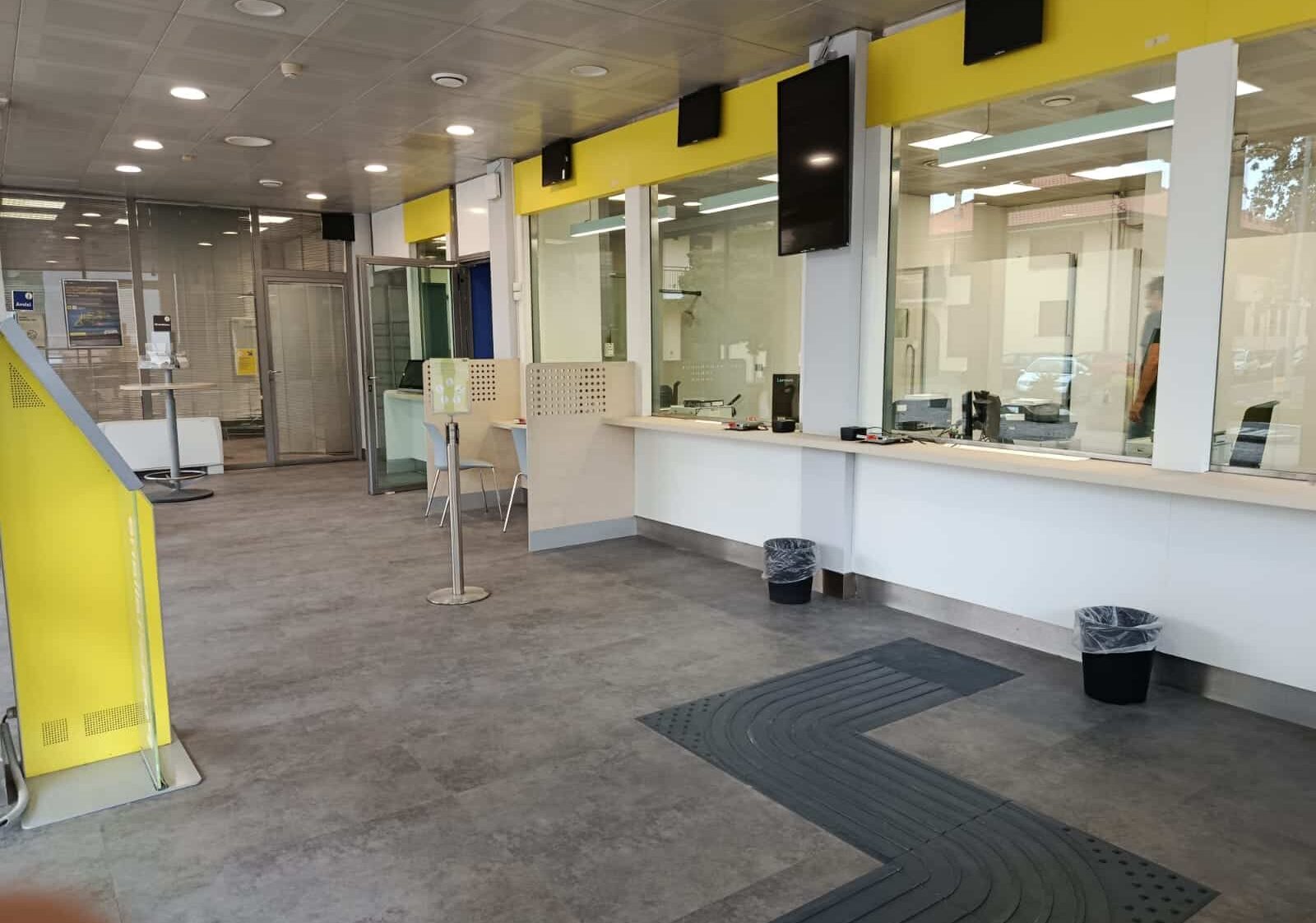 Poste Italiane, Villa Cortese riapre in versione Polis