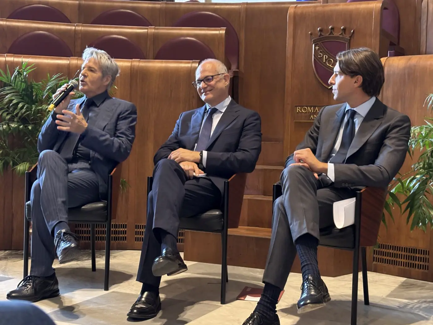 Baglioni a Roma con 7 concerti a Piazza di Siena 44 anni dopo “Alé-OO”